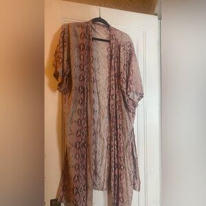 Snake Print Kimono-excellent condition